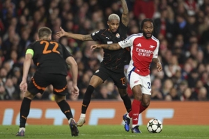 Catatan Menarik dari Arsenal vs Shakhtar Donetsk: Berkah Gol Bunuh Diri