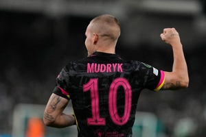 Statistik Mykhailo Mudryk dan Antony, Siapa yang Lebih Baik?