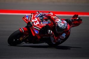 Hasil Sprint Race MotoGP Thailand 2024: 8 Ducati Kuasai 8 Besar, Enea Bastianini Menang