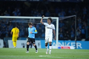 Kawasaki Frontale Bangkit, tapi Jubilo Iwata yang Menang