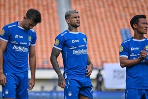 Gagal Menang, Persib Dianggap Remehkan Semen Padang yang Dibantai Dewa United 1-8