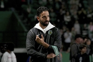 Pemenang & Pecundang dari Penunjukan Ruben Amorim Sebagai Bos Baru Man United: Bek Tengah Full Senyum, Bruno Fernandes Gimana?