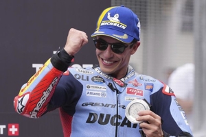 Casey Stoner Peringatkan Para Rider MotoGP: Marc Marquez Bakal Jadi Juara Dunia 2025