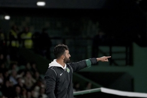 Visa Kerja Belum Terbit, Ruben Amorim Tunda Pimpin Latihan Perdana MU