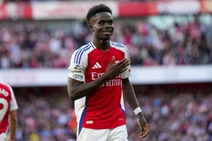 Waduh! Bukayo Saka dan Declan Rice Tumbang di Stamford Bridge, Mikel Arteta Cemas
