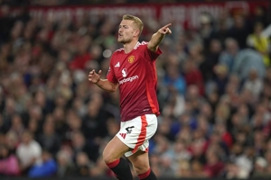 Sudah Nyetel, Matthijs De Ligt Pede Bisa Jadi Dinding yang Kokoh untuk MU