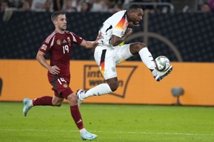 Bek Timnas Jerman Ini Masuk Daftar Belanja Manchester United