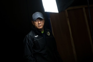 Mengincar Kemenangan perdana