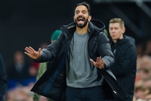 Man United tak Bakal Finis di Empat Besar