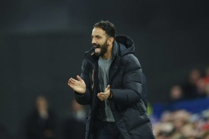 Ruben Amorim yang Terus Mencoba Pemain