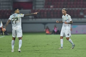 Senin, 8 Desember 2024