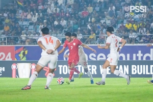 Kacau Balau! Pemain Myanmar Gebok Kepala Marselino Ferdinan Pakai Bola di Piala AFF 2024