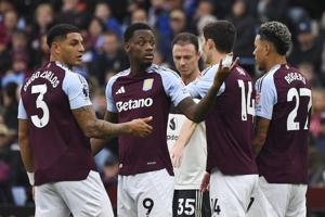 Sebaliknya, Aston Villa Kuat di Kandang