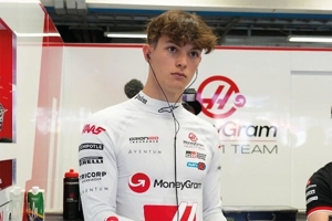 Bisa Patahkan Rekor Sahabat Sendiri