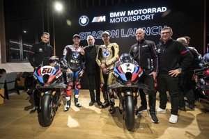 Foto: ROKiT BMW Motorrad Luncurkan Tim WorldSBK 2025, Siap Juara Lagi Bareng Toprak Razgatlioglu!