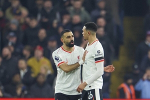 Bila tak Hati-hati, Satu Masalah Ini Bisa Membuyarkan Mimpi Juara Liverpool