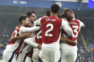 Perbandingan dengan Arsenal