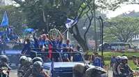 Persib Berkonvoi Lewati Lautan Bobotoh: Bakal Pamerkan Trofi Juara BRI Liga 1 di Gedung Sate