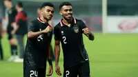 Jelang Duel Kontra Timnas China: Sandy Walsh Cedera, Sayuri Bersaudara Bisa Kolaborasi di Sisi Kanan Timnas Indonesia