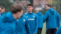 Mees Hilgers Harus Kuat Telan Pil Pahit di FC Twente